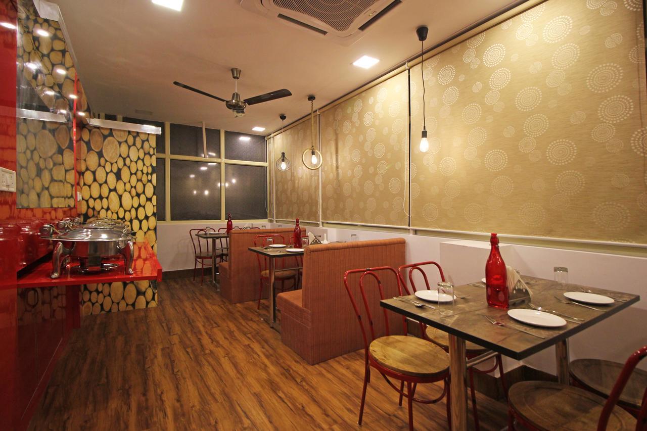 Hotel Nanak Residency New Delhi Buitenkant foto
